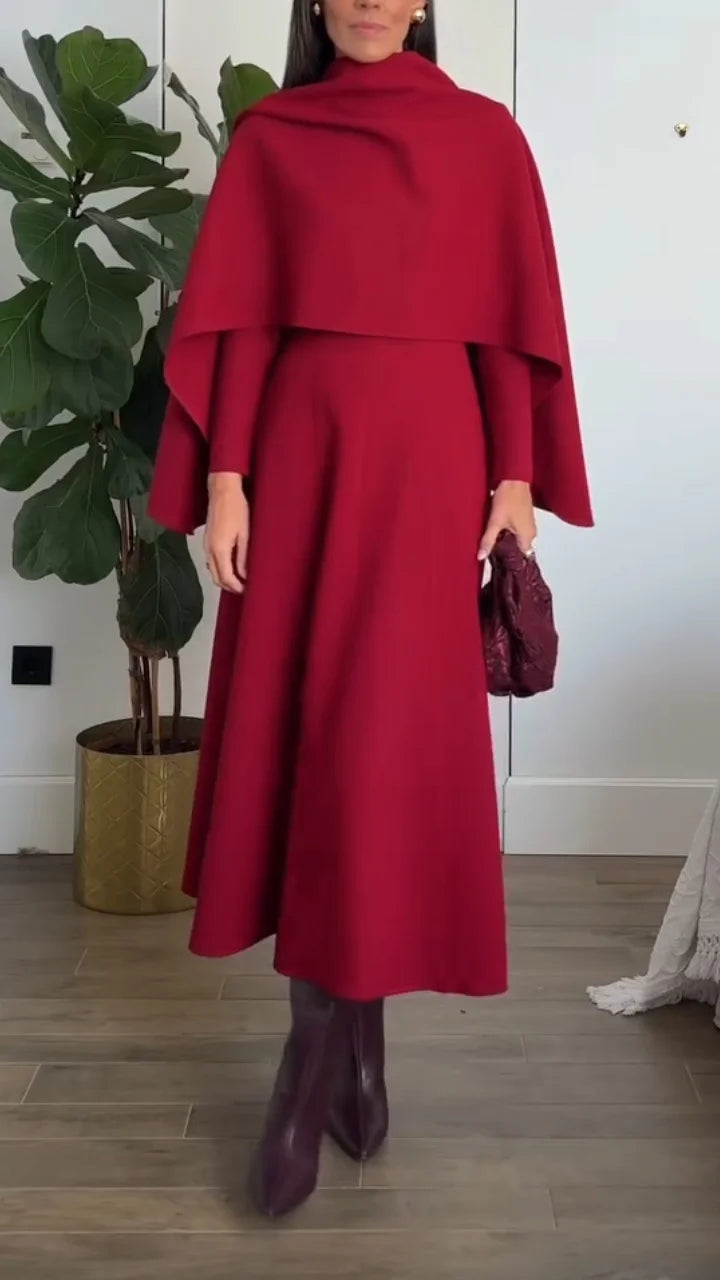 Conjunto elegante feminino com vestido de gola redonda e xale.